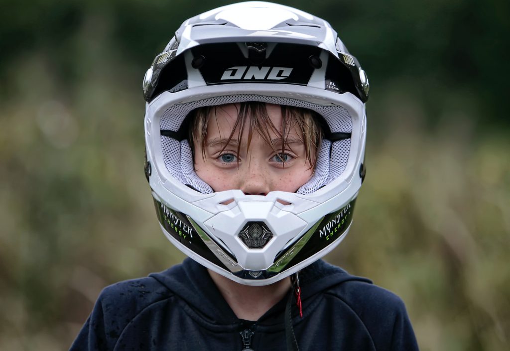 choisir_casque_moto_enfant