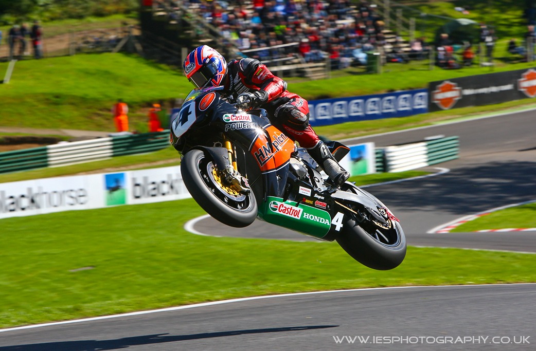 Josh Brookes à Cadwell Park, BSB - iesphotography.co.uk