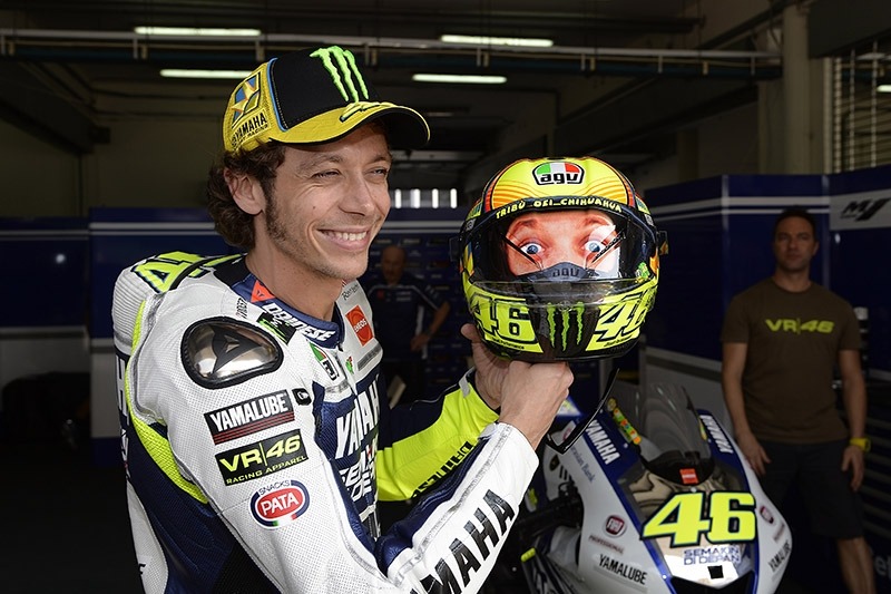 Rossi et son casque AGV Winter Tests 2014