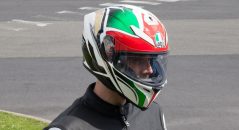 L'AGV K-5, visuellement très sportif