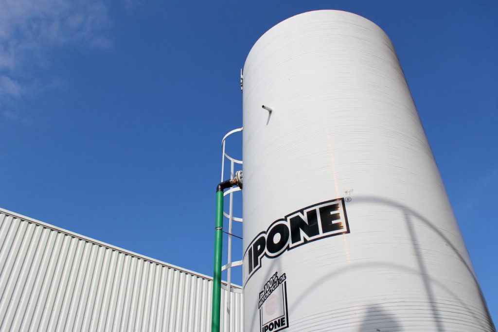 L&rsquo;un des cuves de stockage