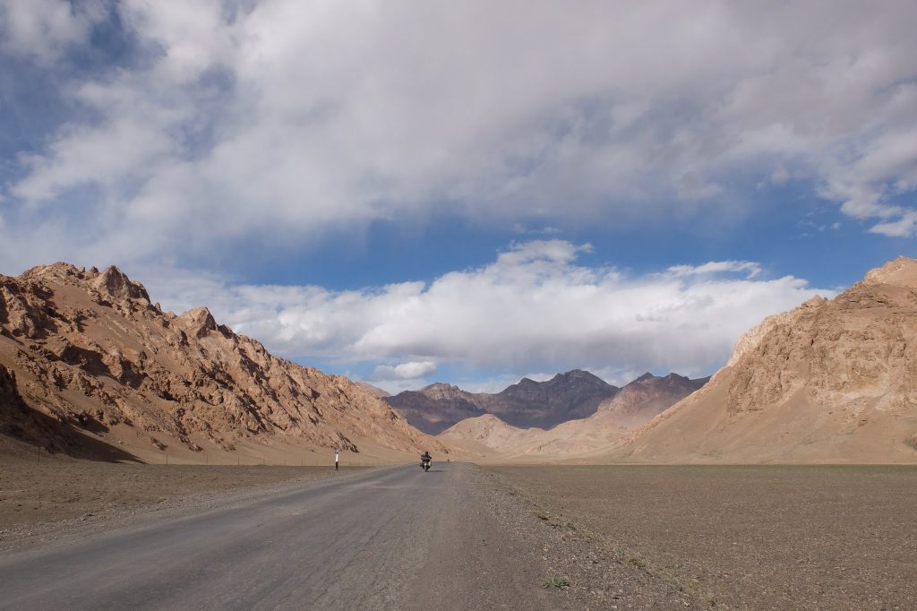 Une piste au Kirghizistan