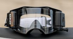 Le masque Oakley Airbrake MX Race Ready testé par notre pilote