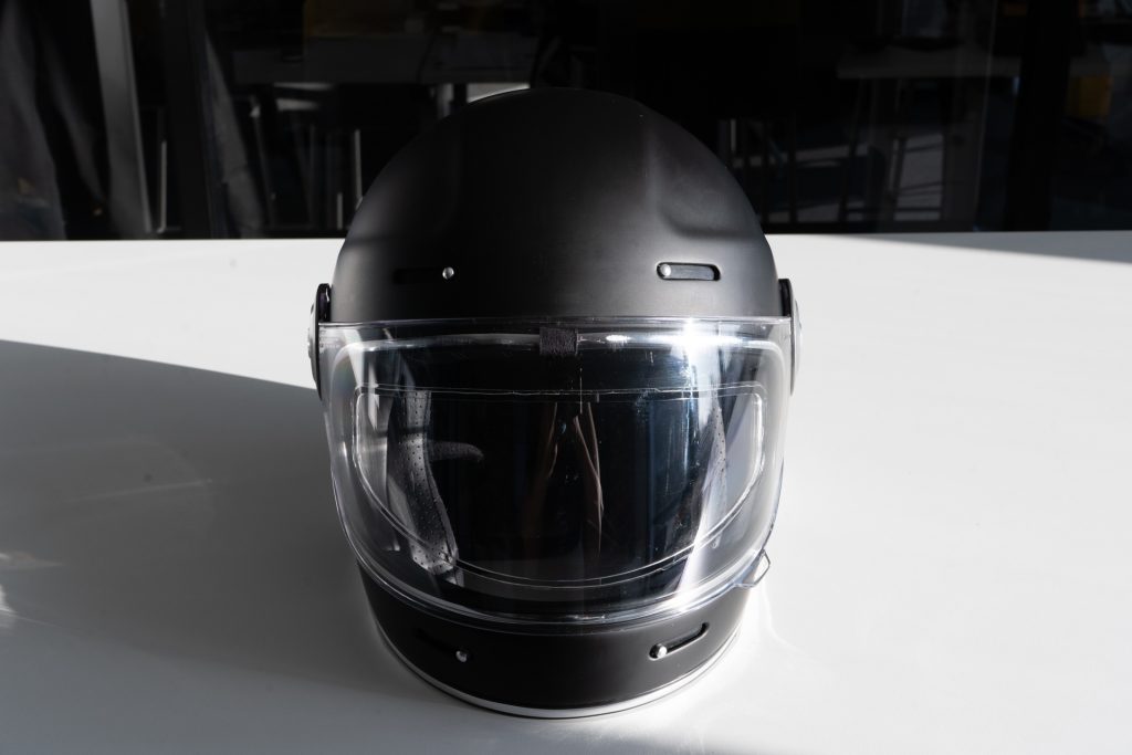 Casque moto propre