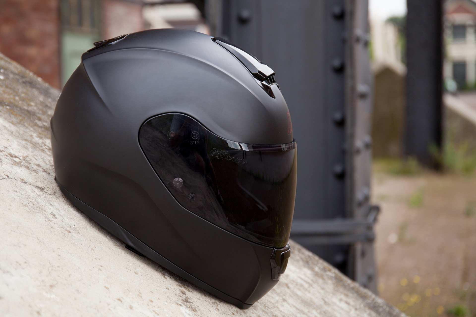 Casque moto, équipement de protection. Comment bien choisir ?