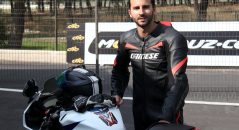 Christophe, habitué des sessions de roulage 4G Moto, a profité de l'offre Motoblouz