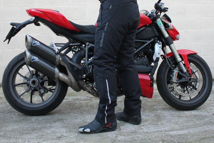Bien choisir son pantalon moto
