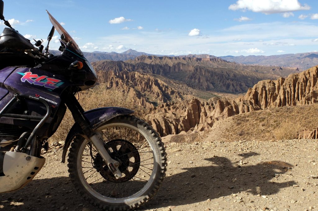 Je me suis imaginé en pleine course. Ce serait fou, nan, un Dakar en KLE ?!