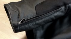 Dainese Avro C2, réglage du poignet