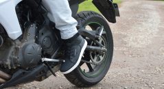 Des chaussures moto plutôt chaudes