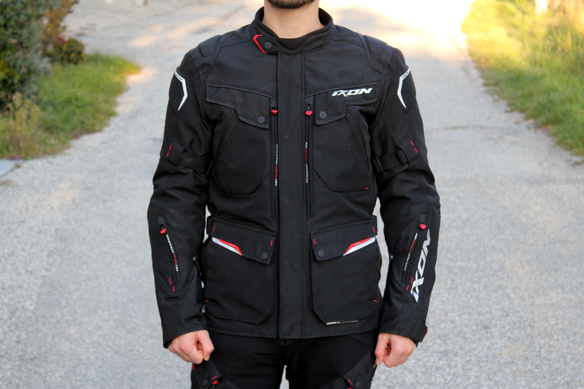 Test vêtement moto hiver : Gilet chauffant Alpinestars Tech Heated Vest -  Moto-Station