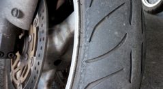 agilité pneu moto Metzeler