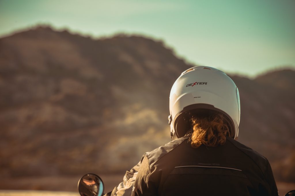 Intercom moto, accessoire essentiel du motard. Comment bien le choisir ?