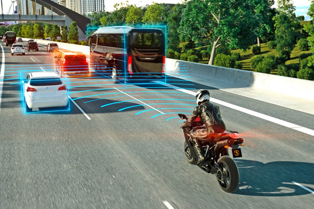 Adaptive cruise control de Continental : la moto régule automatiquement sa vitesse en fonction des véhicules qui la précédent