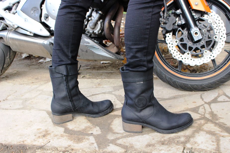 Chaussures moto femme