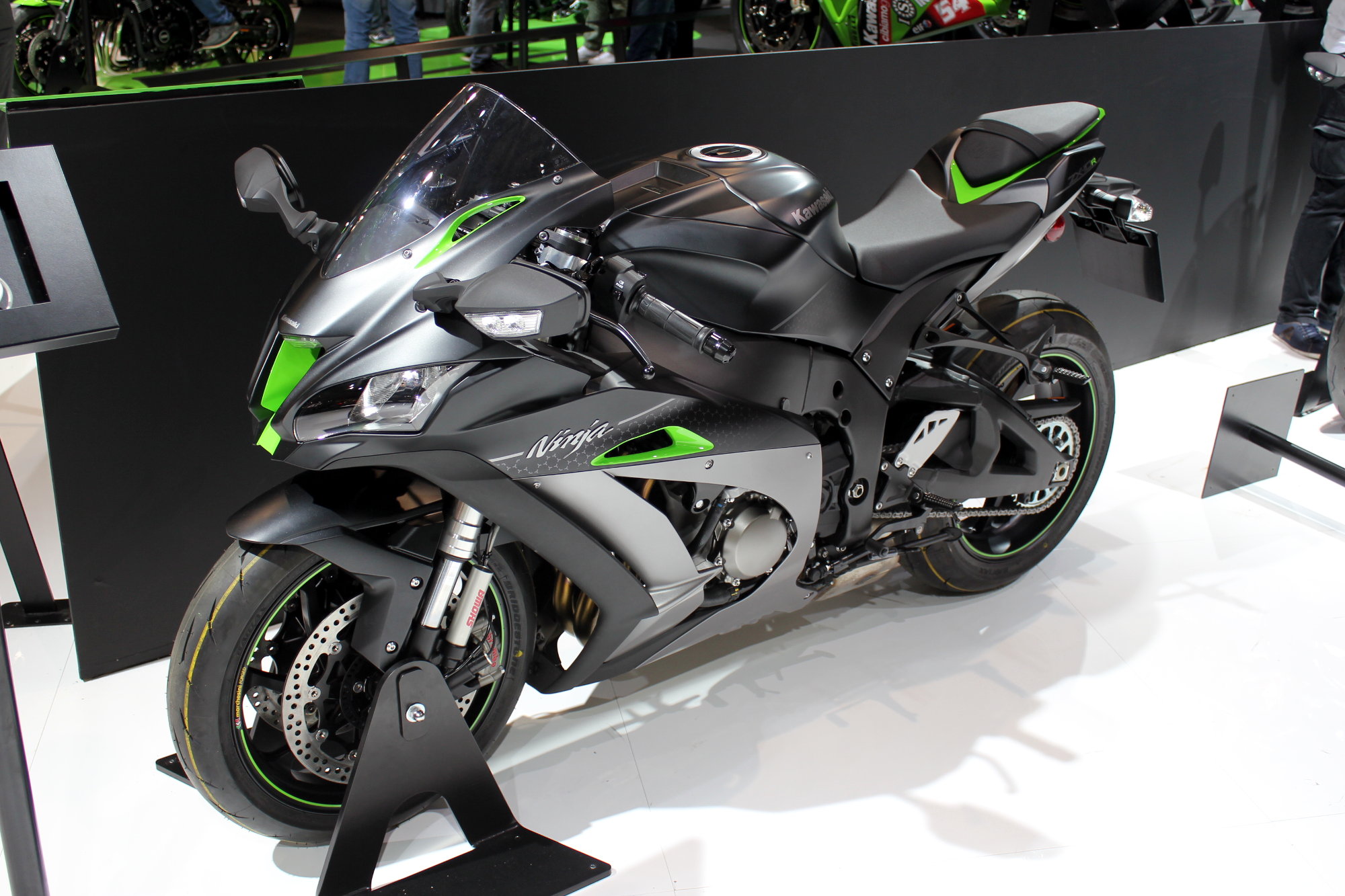 تطبيق منتديات مخصص للهواتف و الألواح الذكية Kawasaki_zx-10r_se