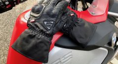 gants Five WFX Tech Outdry, essai en images sur Motoblouz