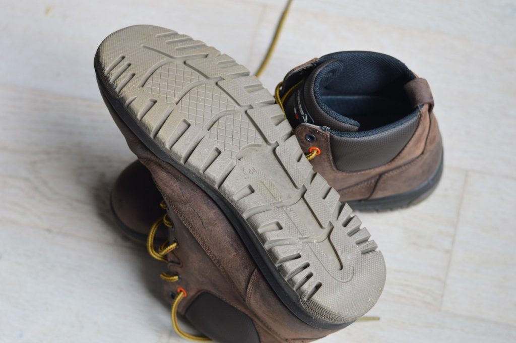 Zoom sur la semelle des chaussures Falco Patrol