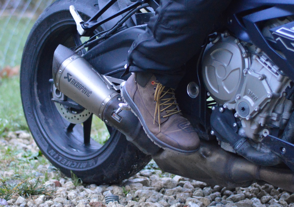 Chaussures Falco Patrol, pour motards baroudeurs urbains ! - Essai