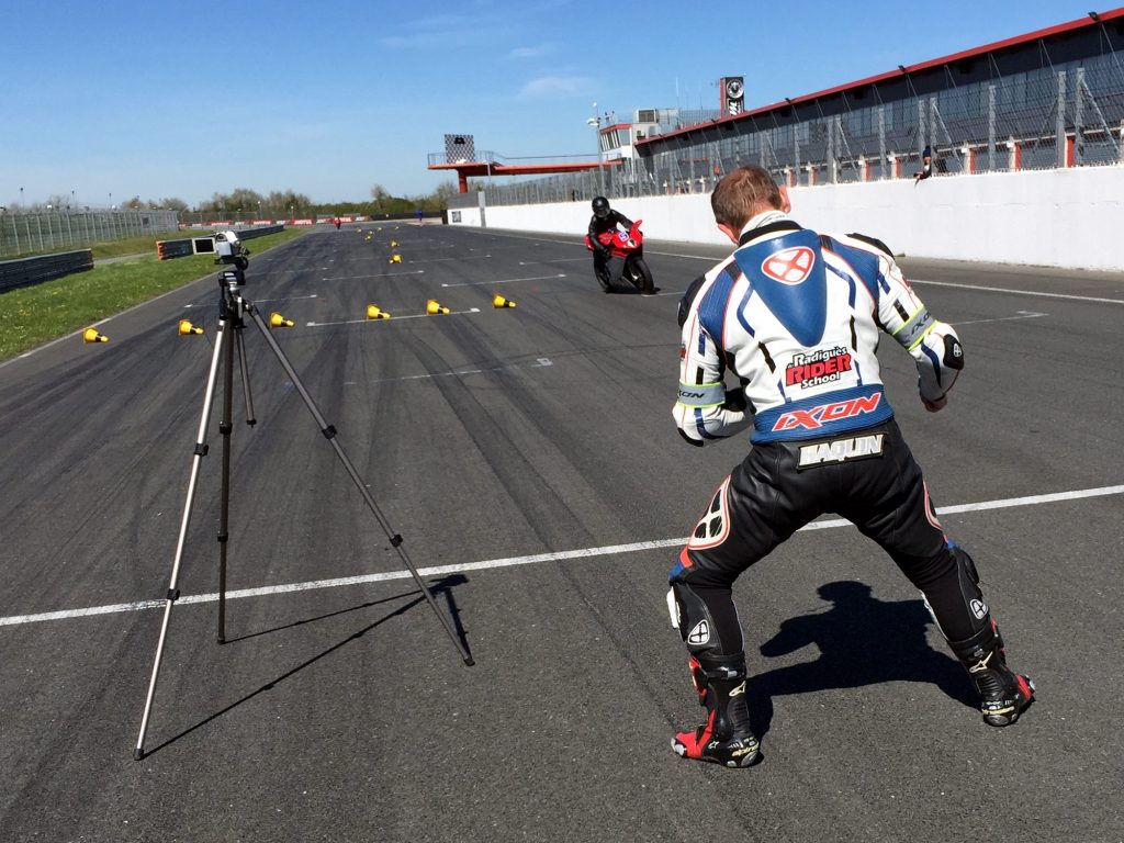 Stage de pilotage moto