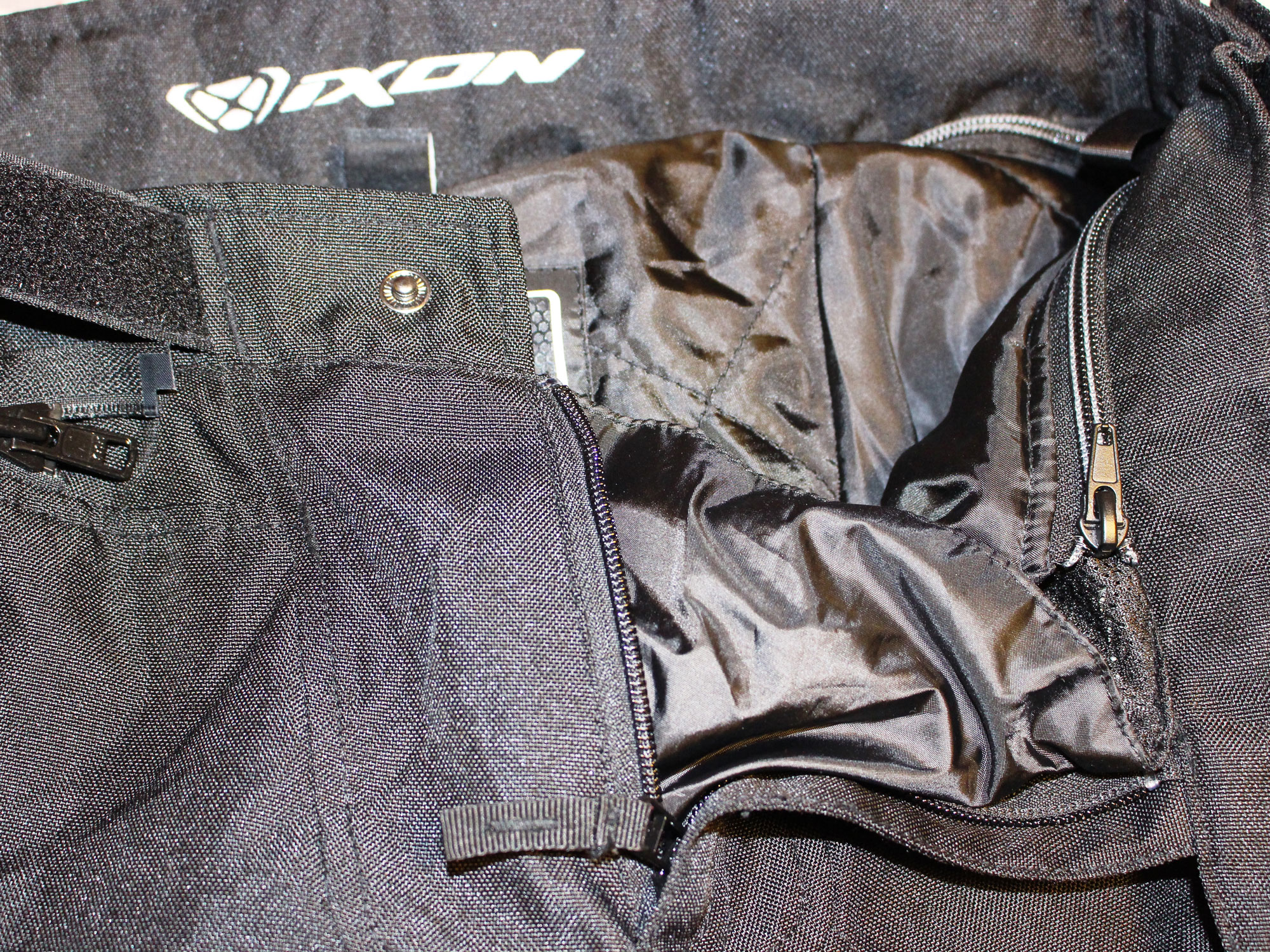 Pantalon Corsica Lady Ixon détail zip