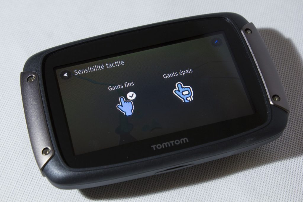TomTom Rider 450 – sensibilité écran tactile gants moto