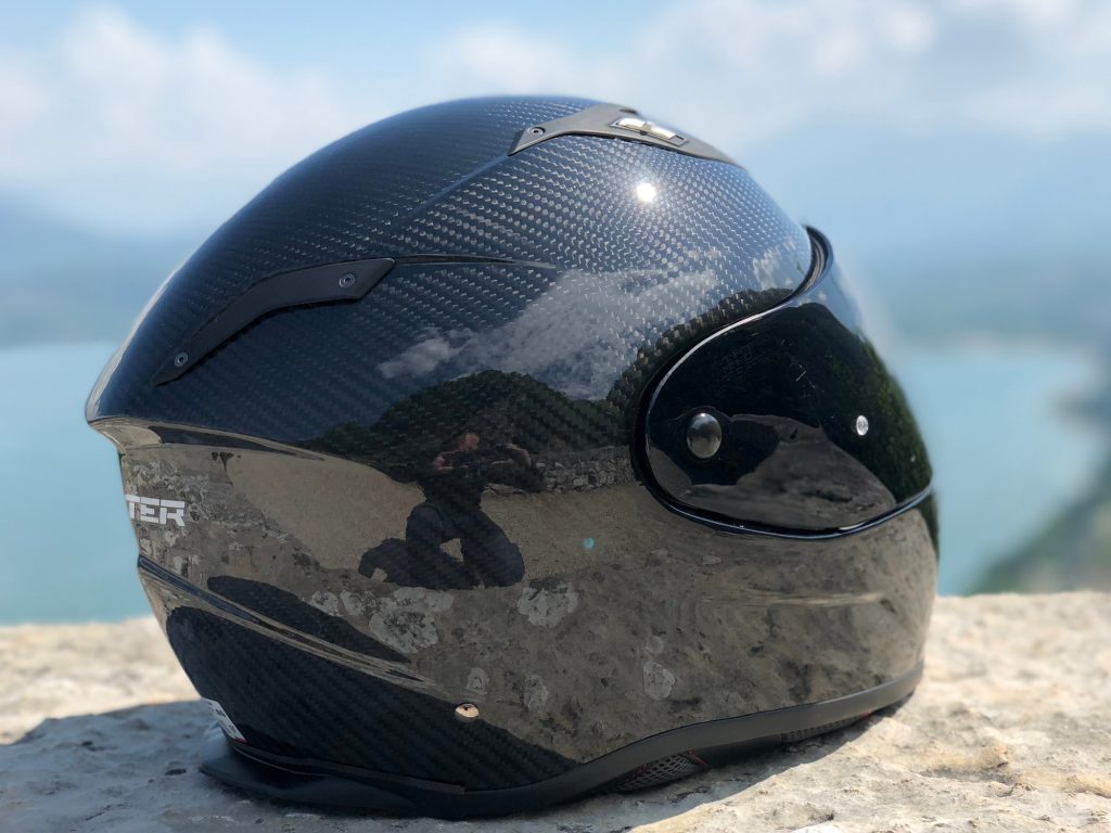 casque_dexter_cronos_carbon_lignes