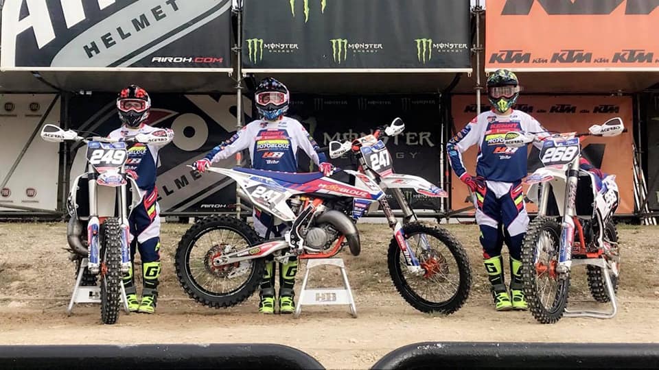 Les gars du team Motoblouz HB Racing prêts pour la Suisse