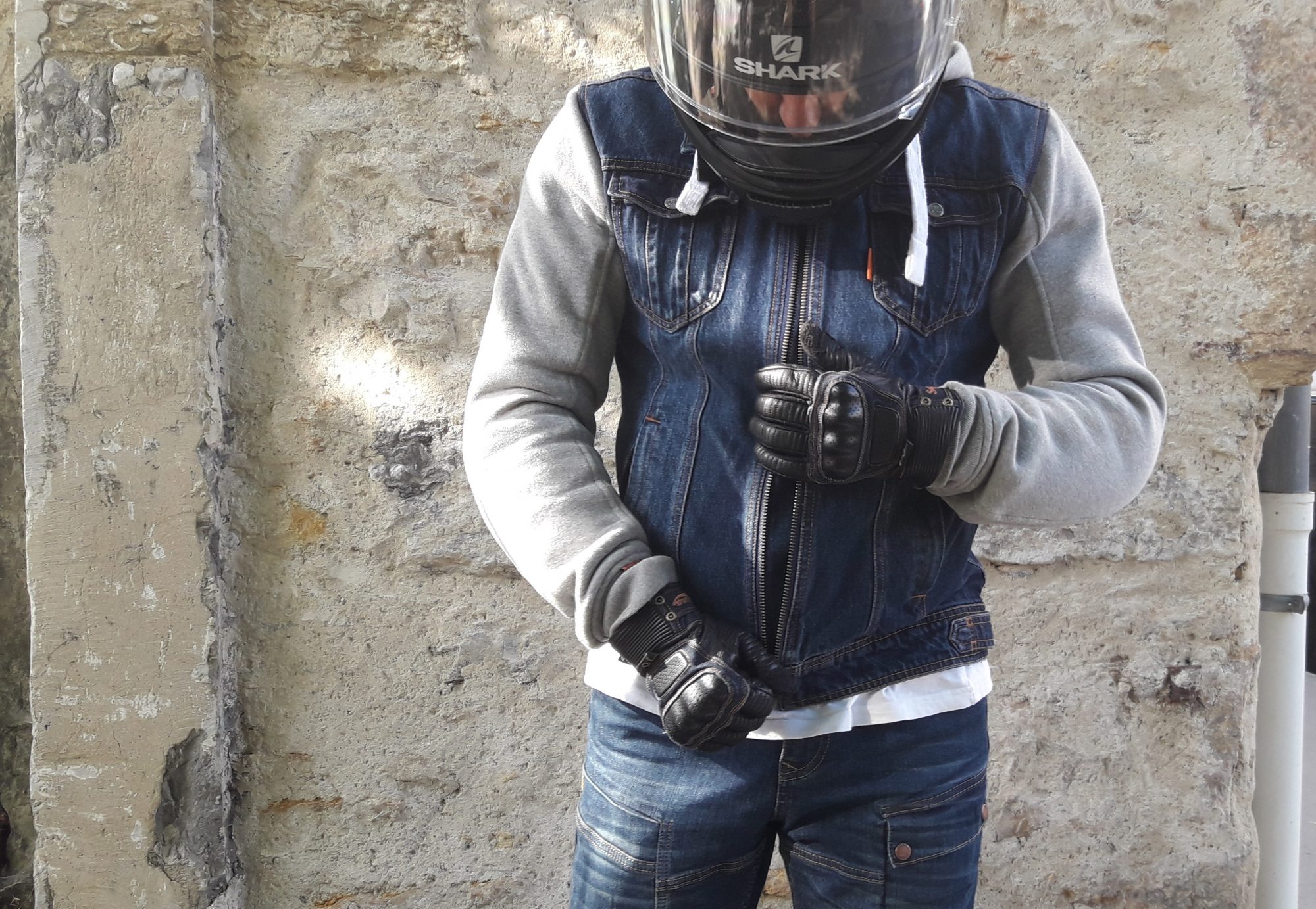 Test équipements moto Furygan : gants, chaussures, jean et blouson