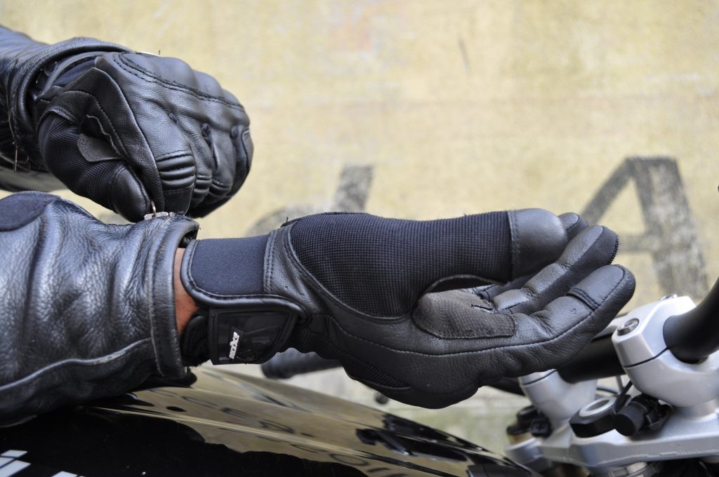 GANTS IXON RS GRIP 2 PROFIL