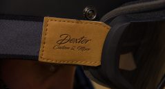 Confection cuir sur le casque Dexter Marty et le masque Dexter Binocle