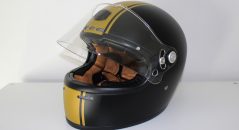 Design sobre et efficace pour le casque Astone GT Retro