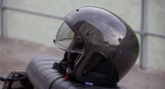 Casque Shark S-Drak en mode jet