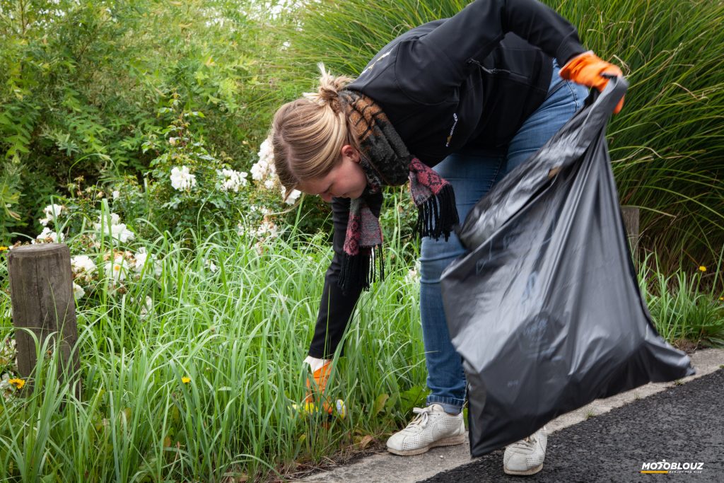Le World CleanUp Day chez Motoblouz… Y&rsquo;a du boulot !