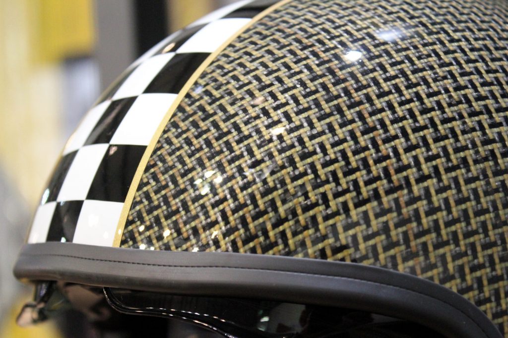 Calotte de casque carbone et Kevlar®