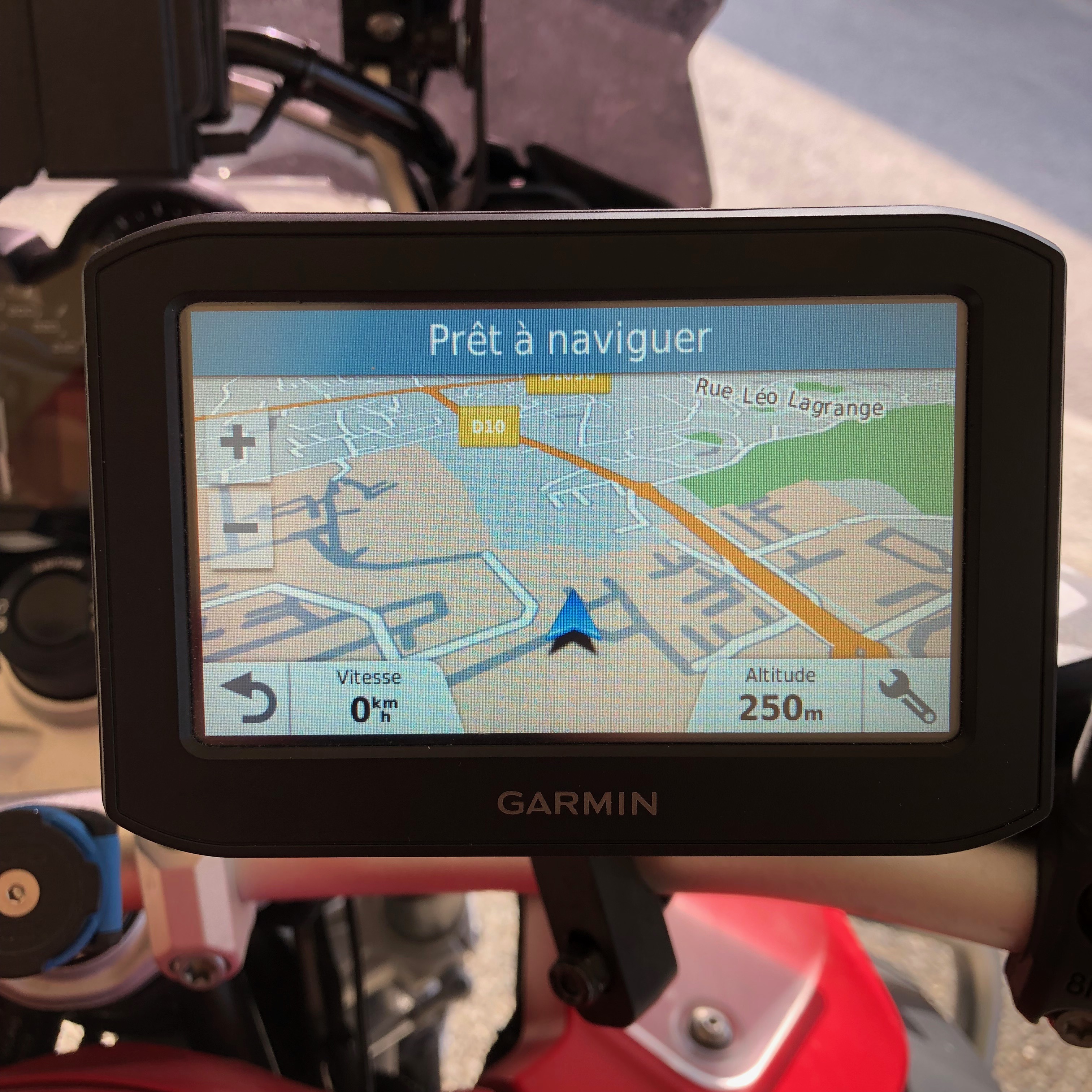 GPS Garmin 346 LMT-S : un GPS être guidé... que