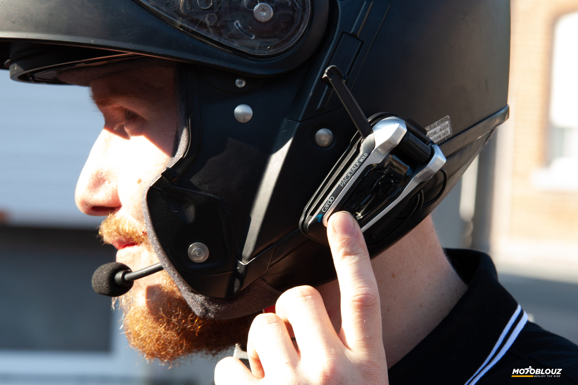 Casque avec un intercom