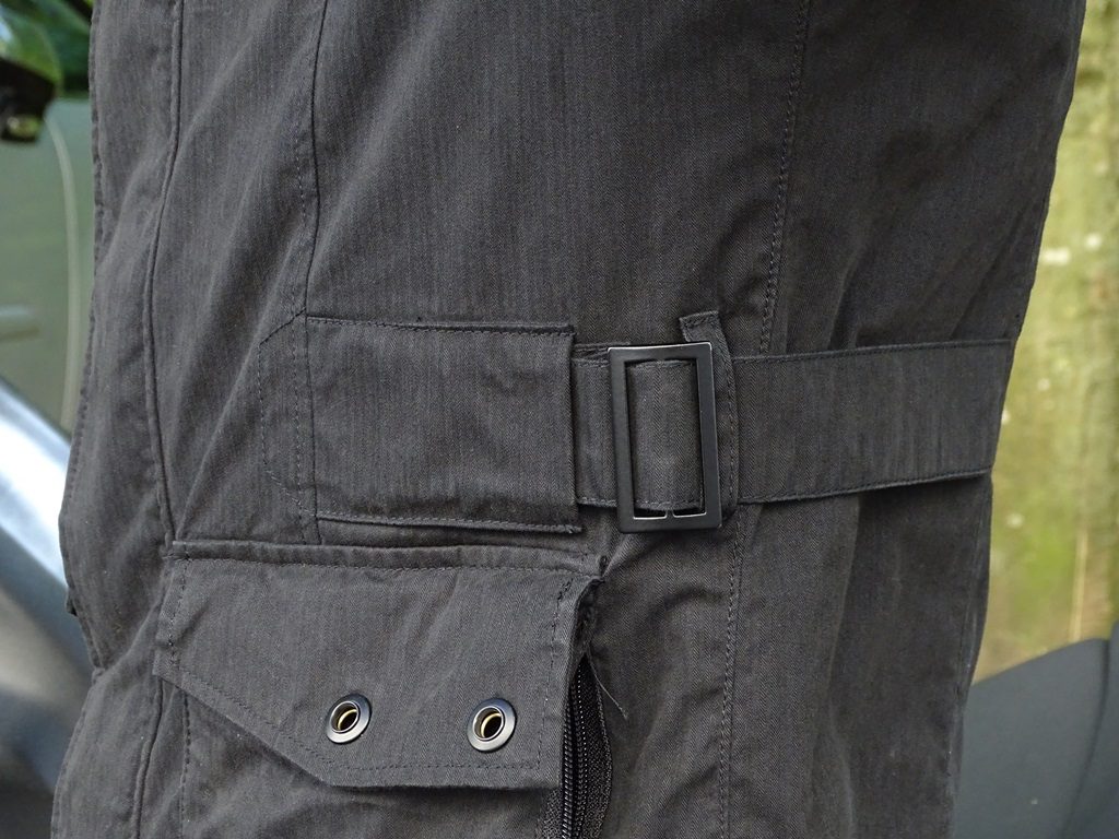 Le serrage de la taille n&rsquo;est pas très pratique