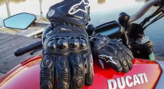 Essai complet des gants racing Alpinestars GP Pro