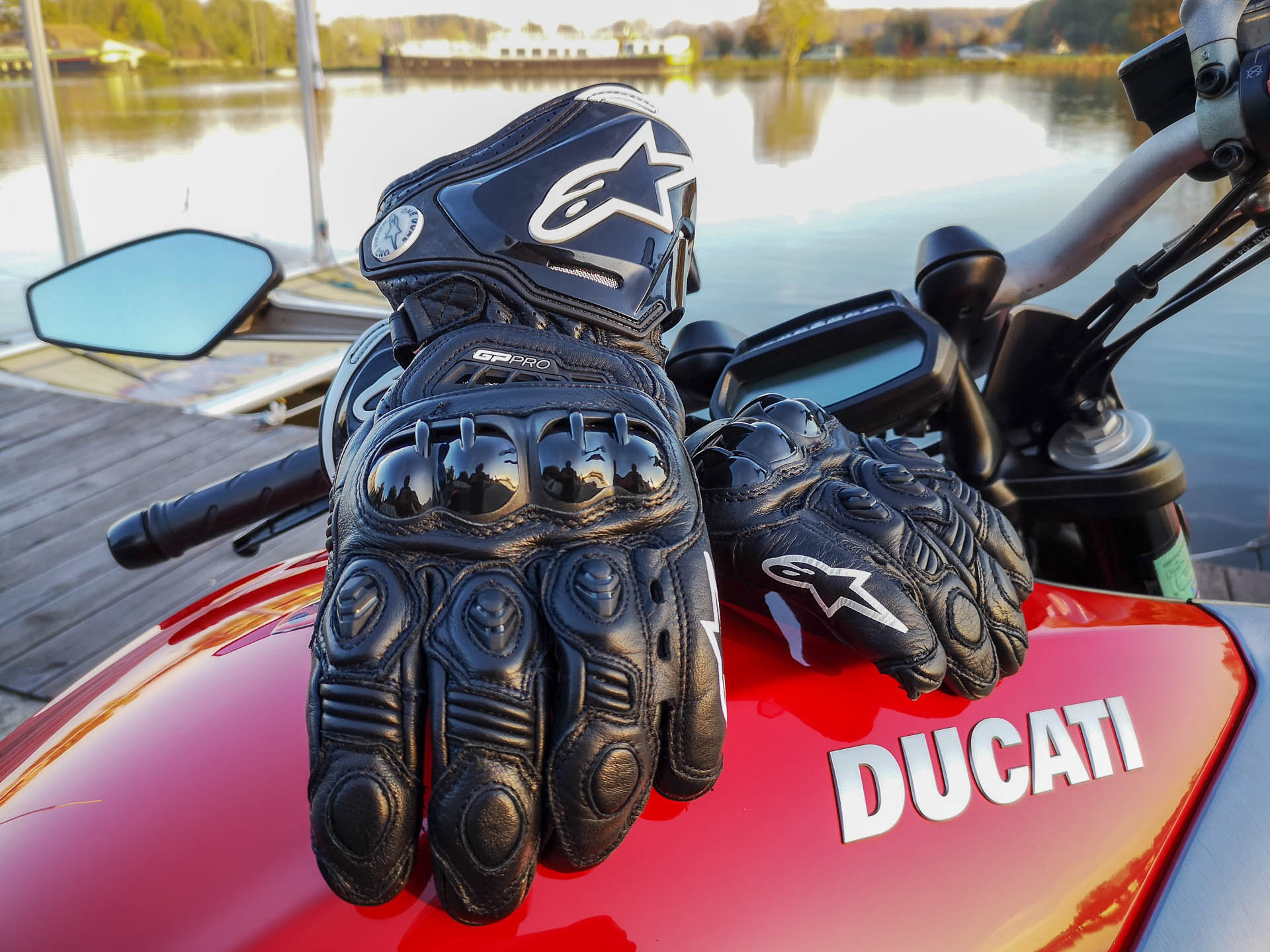 Gants racing Alpinestars GP Pro : des gants au top question protection !