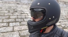 Casque Shoei EX-ZERO avec écran fumé