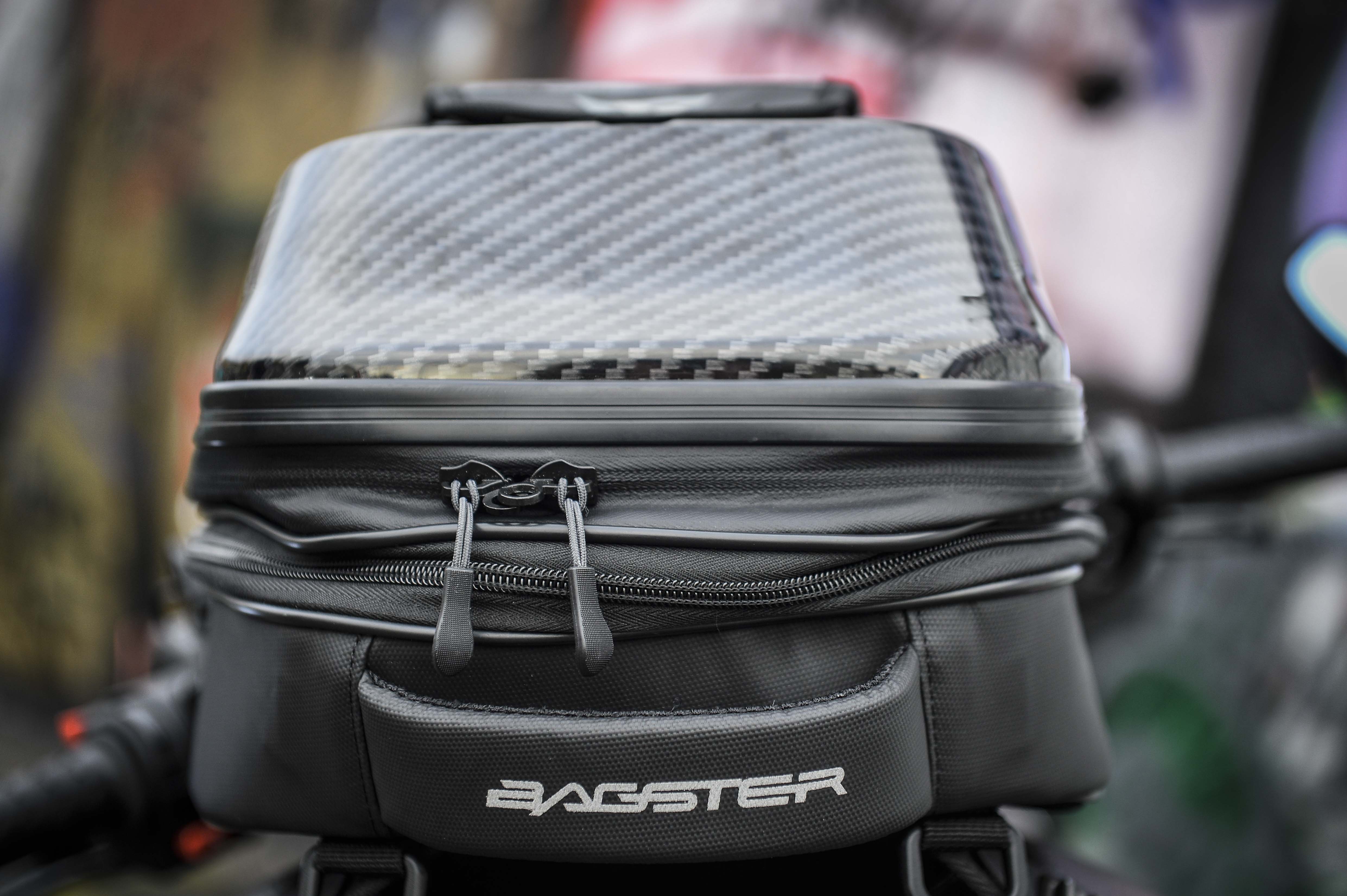 sac a dos moto BAGSTER CARBONRACE, sac pour motards avec