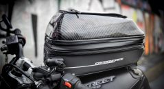 sacoche bagster carbonrace sur roadster