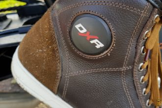 Style et sécurité pour les chaussures DXR Santa Cruz