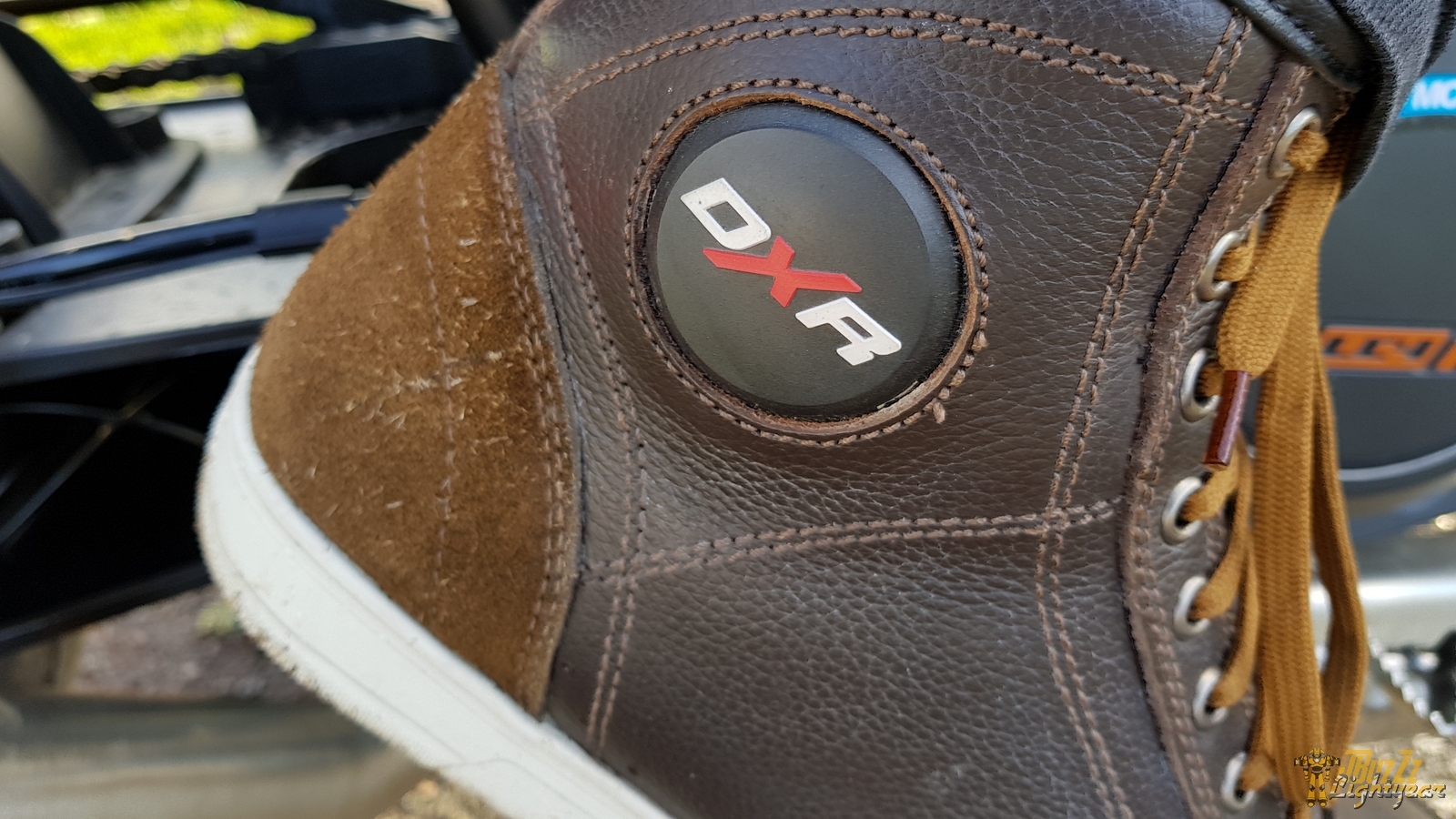 Style et sécurité pour les chaussures DXR Santa Cruz