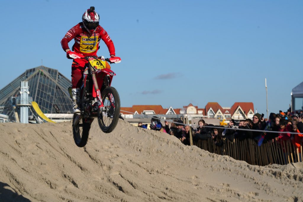 Jeremy Van Horebeek (Team SR) entame son second tour