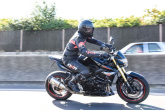 Surpantalon Spidi Megarain : l'essai en images sur Motoblouz