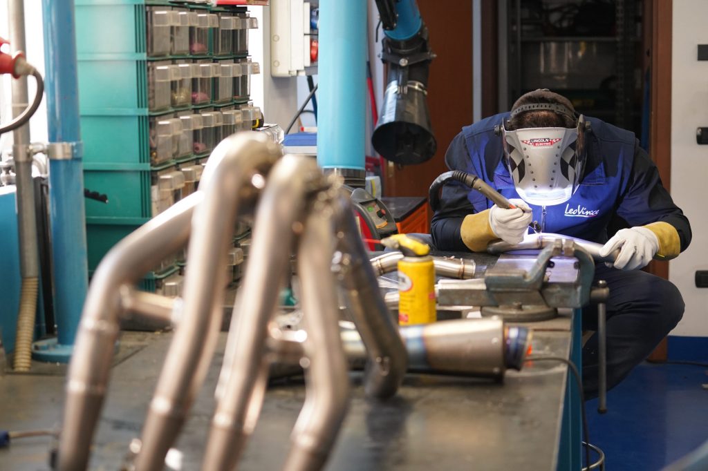 Le soudage, l’un des savoir-faire maîtrisé chez LeoVince