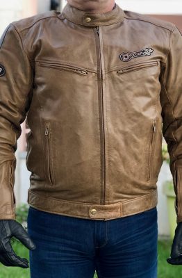 Ecussons brodés sur le blouson DXR D63