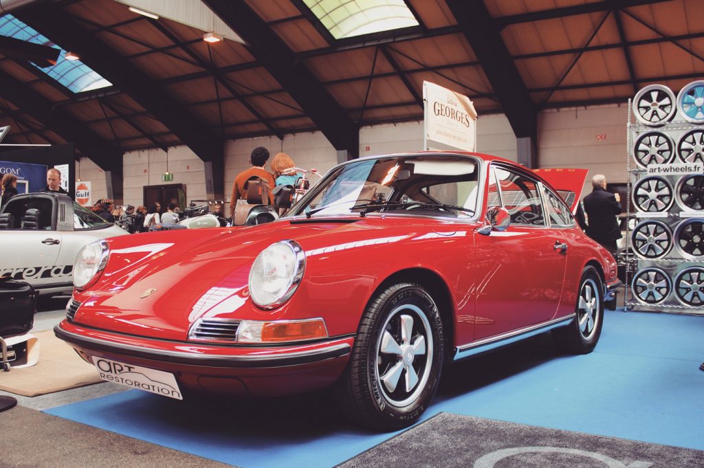 Quelques belles Porsche 911 anciennes, les plus belles pour moi, celles avec leur bonne bouille et leurs grands yeux de grenouilles.